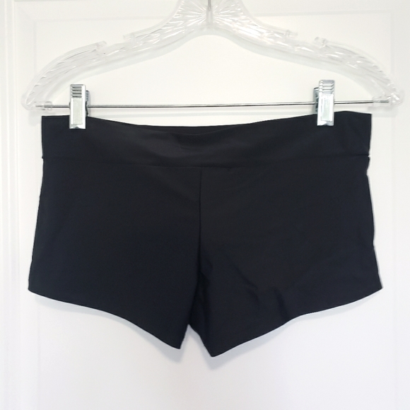 Music Legs Booty Shorts | Black | OS - Picture 2 of 3